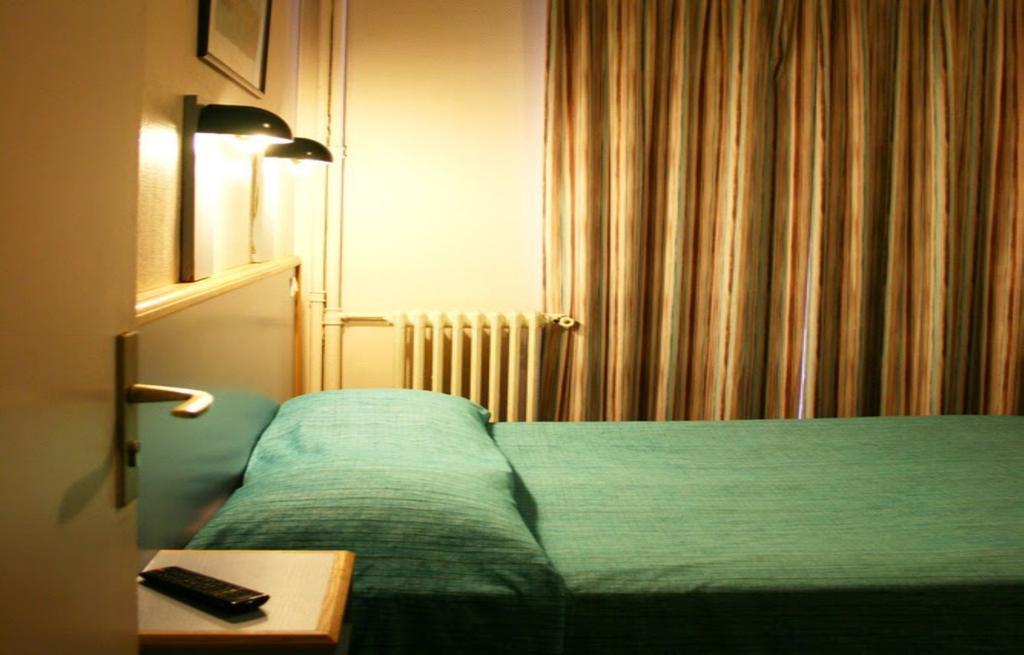 Hotel Amarys Simart Paris Rom bilde